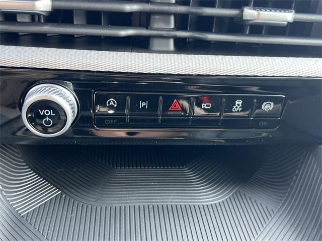 new 2025 Ford Explorer car
