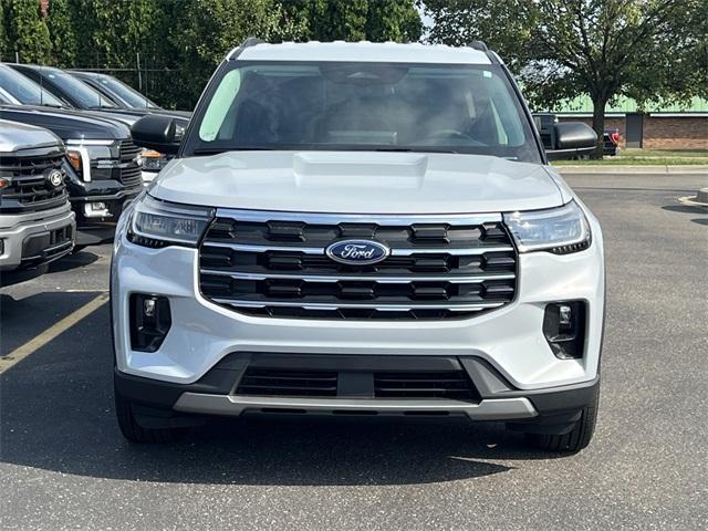 new 2025 Ford Explorer car
