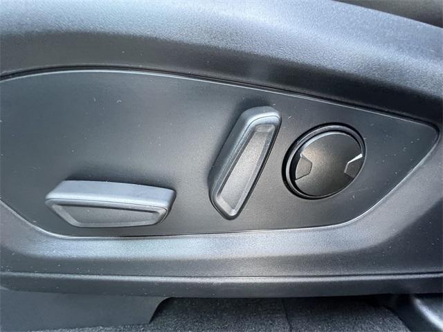 new 2025 Ford Explorer car