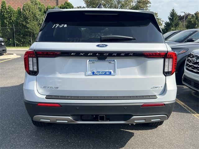 new 2025 Ford Explorer car