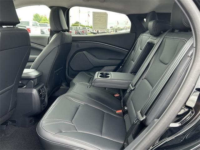 new 2025 Ford Mustang Mach-E car