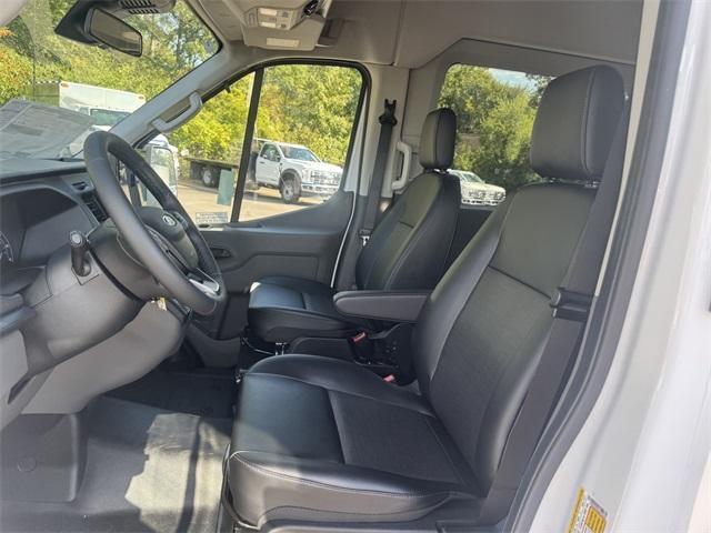 new 2025 Ford Transit-350 car