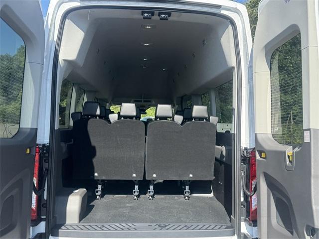 new 2025 Ford Transit-350 car