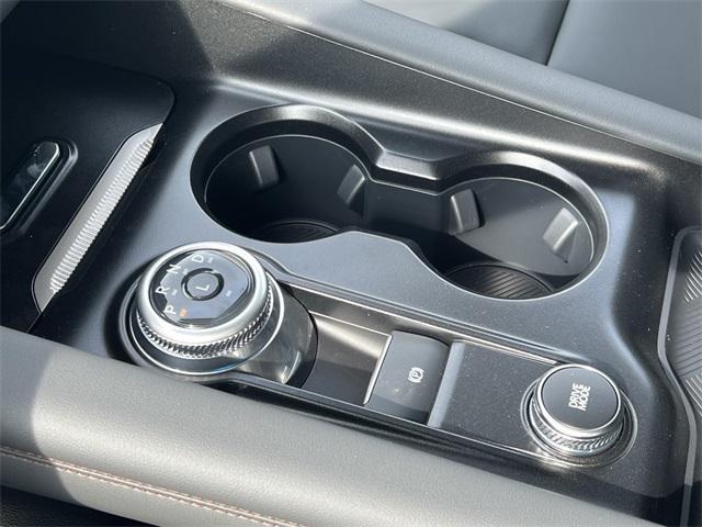 new 2025 Ford Explorer car