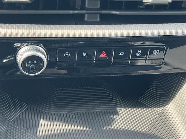 new 2025 Ford Explorer car