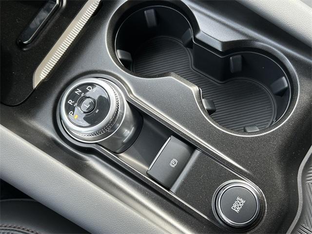 new 2025 Ford Explorer car