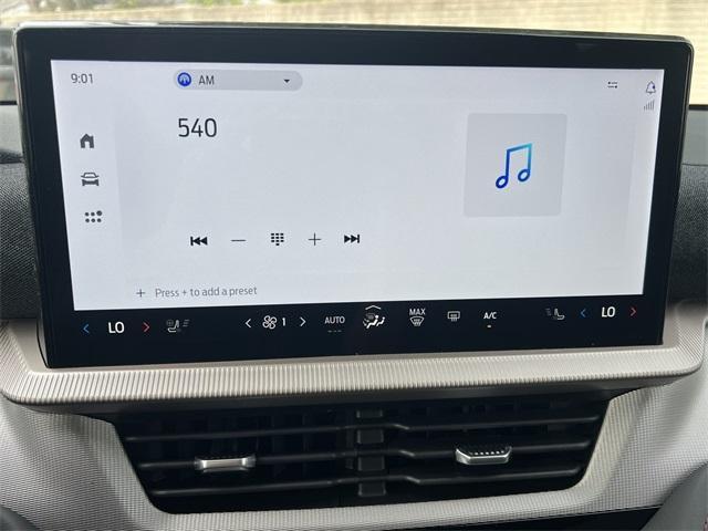 new 2025 Ford Explorer car