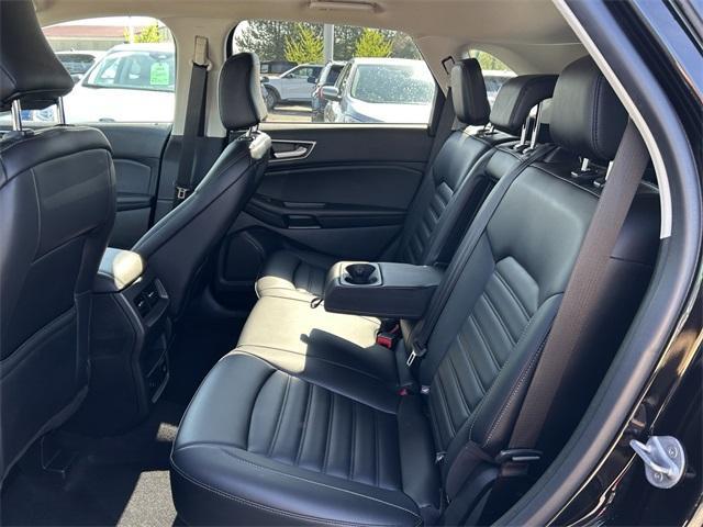 used 2023 Ford Edge car, priced at $28,000