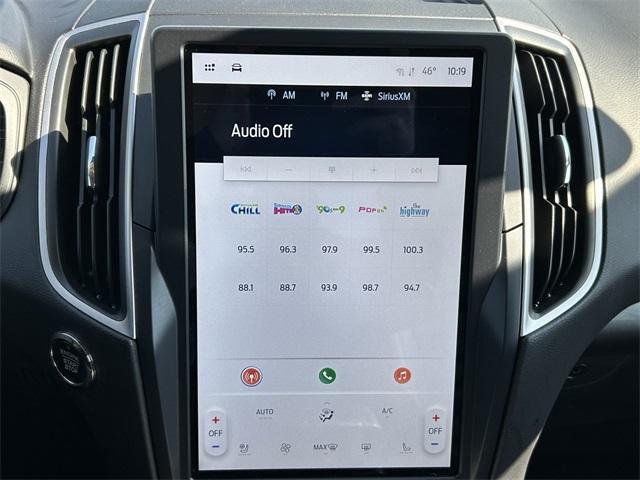 used 2023 Ford Edge car, priced at $28,000
