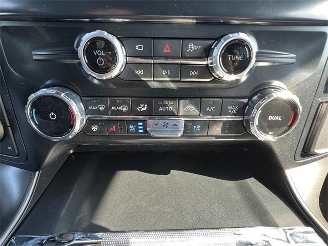 new 2025 Ford F-150 car