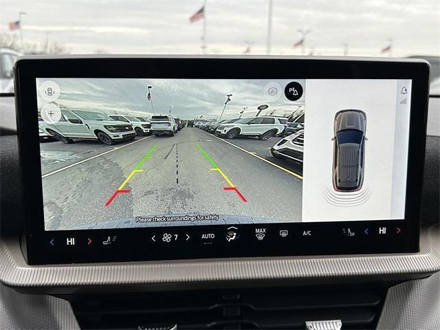 new 2025 Ford Explorer car