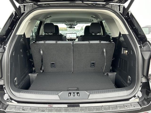 new 2025 Ford Explorer car