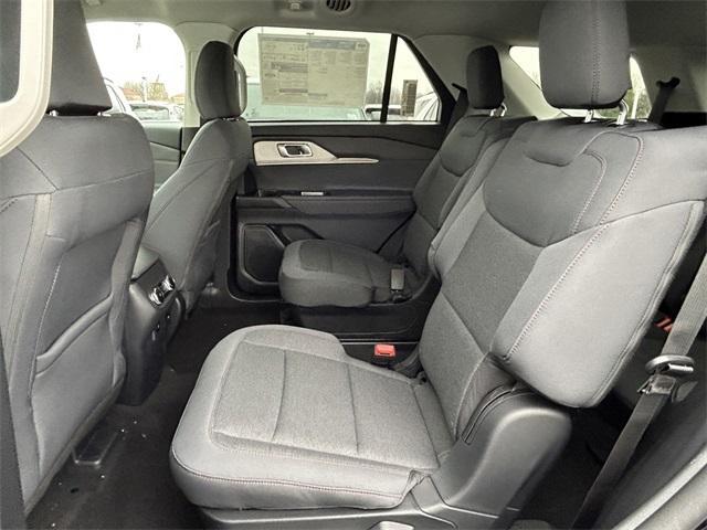 new 2025 Ford Explorer car