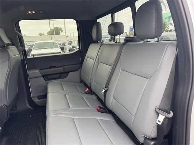 new 2025 Ford F-350 car