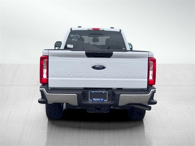 new 2025 Ford F-350 car