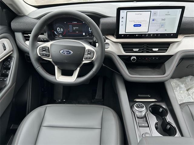 new 2025 Ford Explorer car
