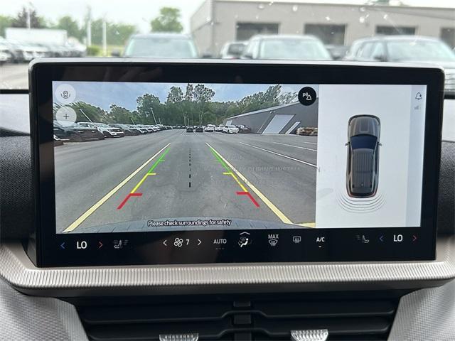 new 2025 Ford Explorer car