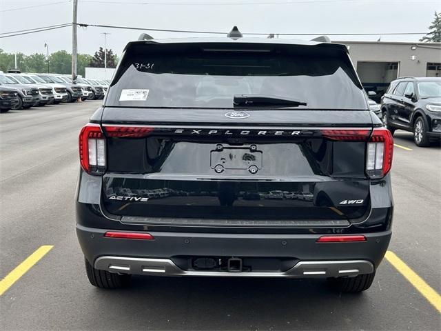 new 2025 Ford Explorer car