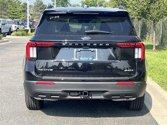 new 2025 Ford Explorer car