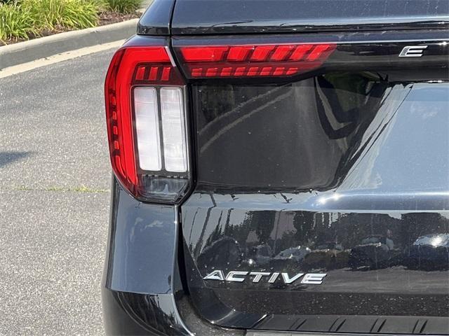 new 2025 Ford Explorer car