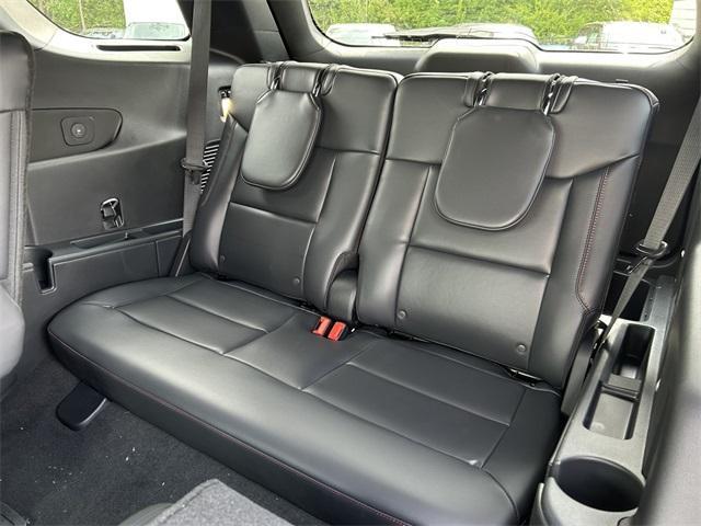 new 2025 Ford Explorer car