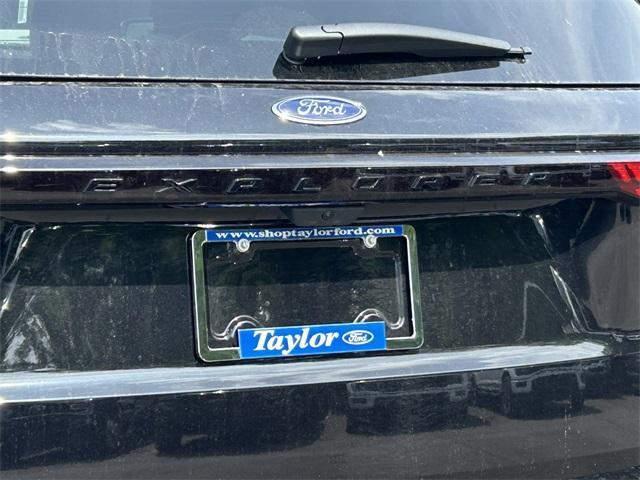 new 2025 Ford Explorer car