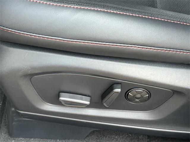 new 2025 Ford Explorer car
