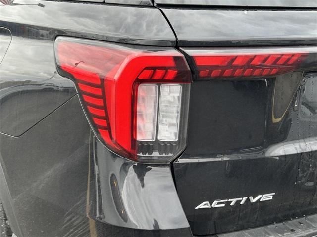 new 2025 Ford Explorer car