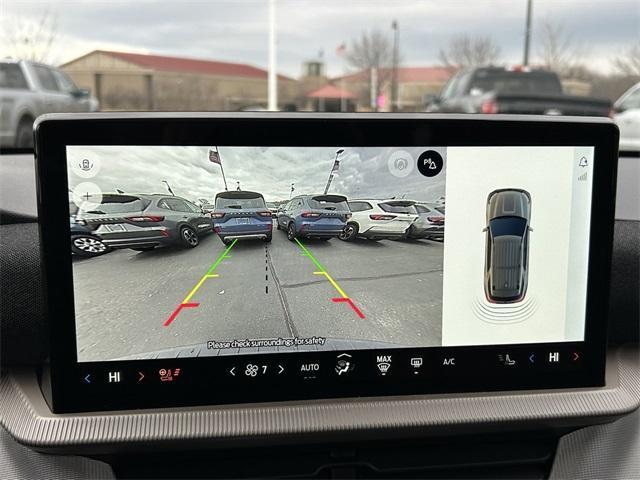 new 2025 Ford Explorer car