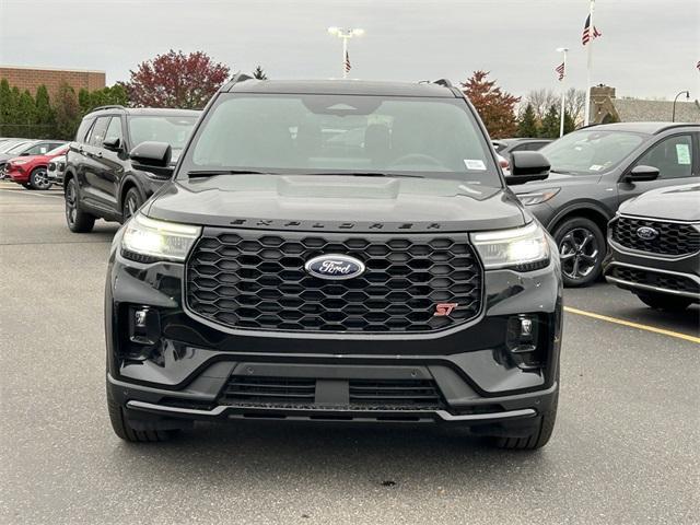 new 2025 Ford Explorer car