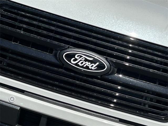 new 2025 Ford F-150 car