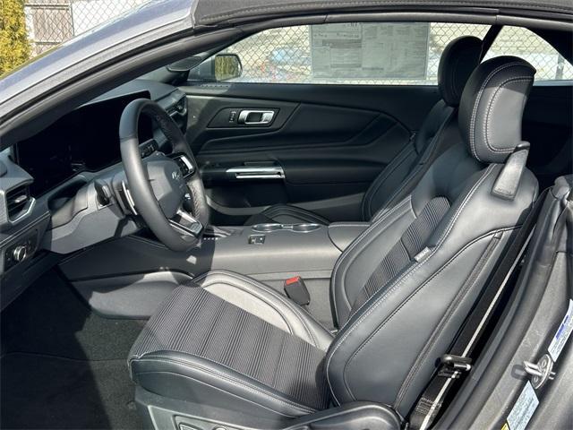 new 2025 Ford Mustang car
