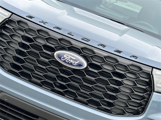 new 2025 Ford Explorer car