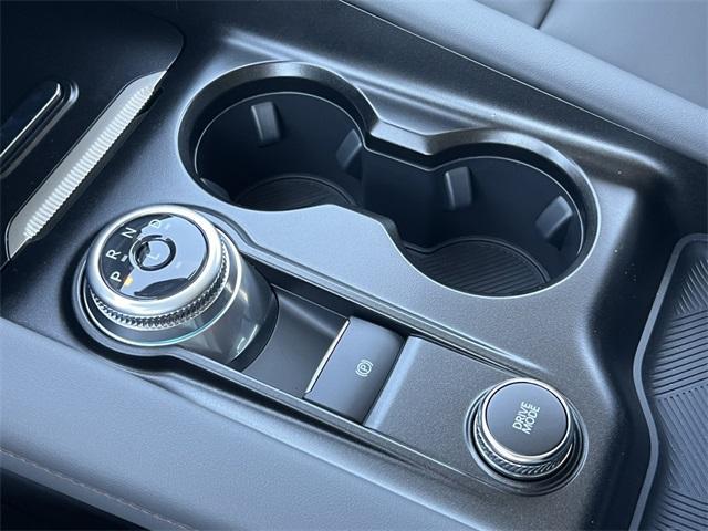 new 2025 Ford Explorer car
