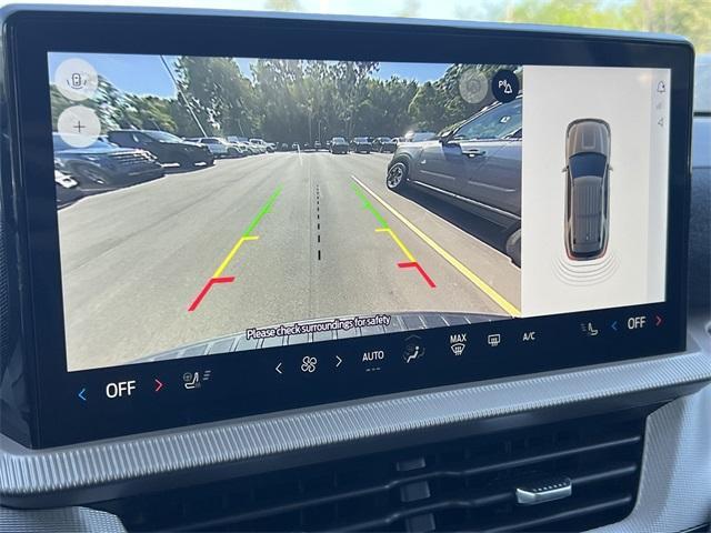 new 2025 Ford Explorer car