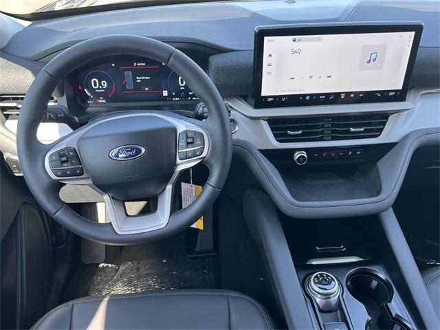 new 2025 Ford Explorer car