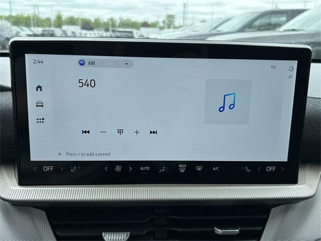 new 2025 Ford Explorer car