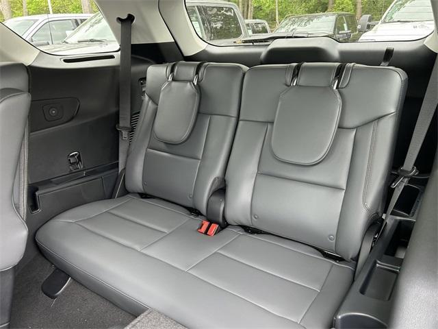 new 2025 Ford Explorer car