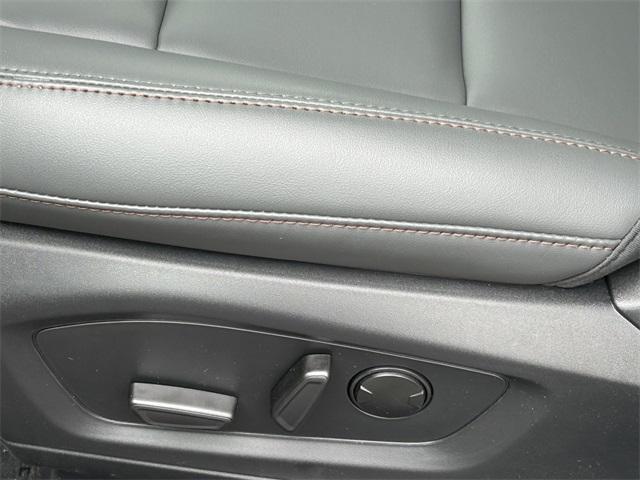 new 2025 Ford Explorer car