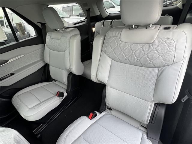new 2025 Ford Explorer car