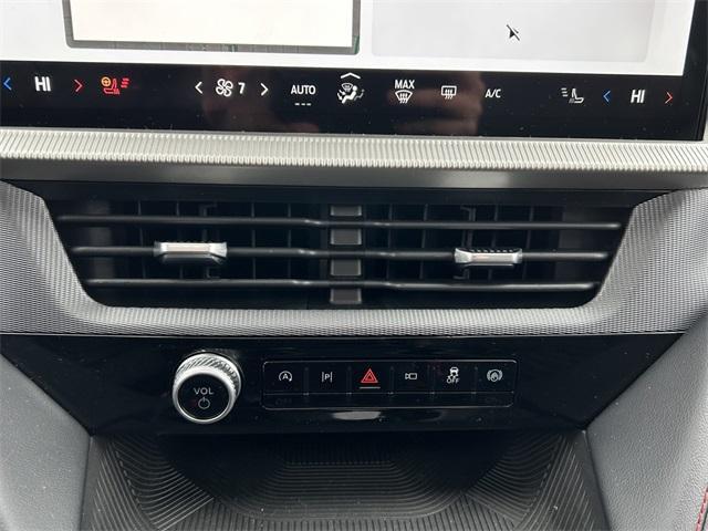 new 2025 Ford Explorer car