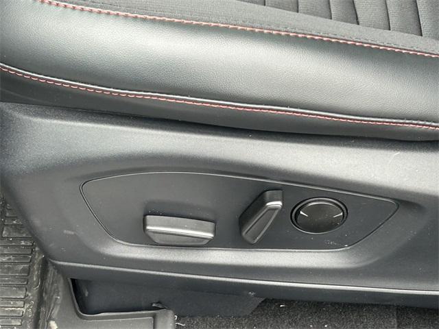 new 2025 Ford Explorer car