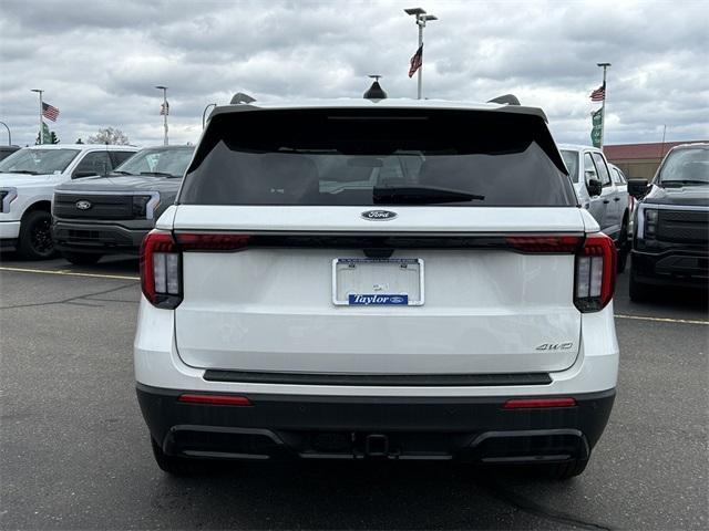 new 2025 Ford Explorer car