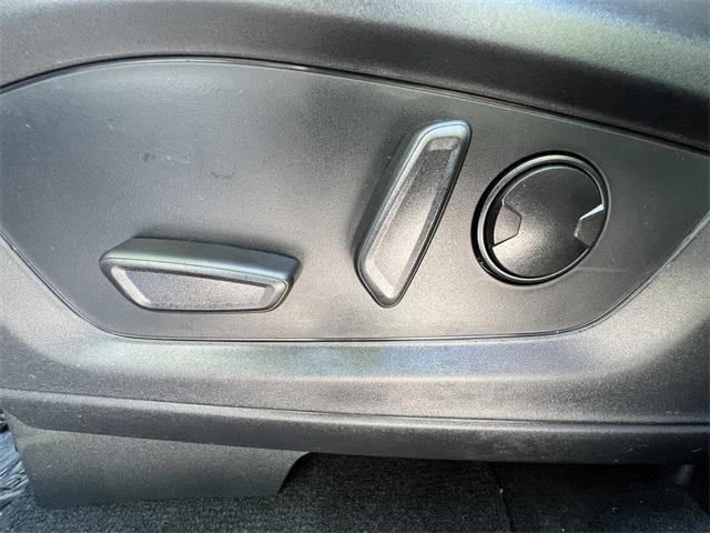 new 2025 Ford Explorer car