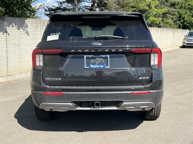 new 2025 Ford Explorer car
