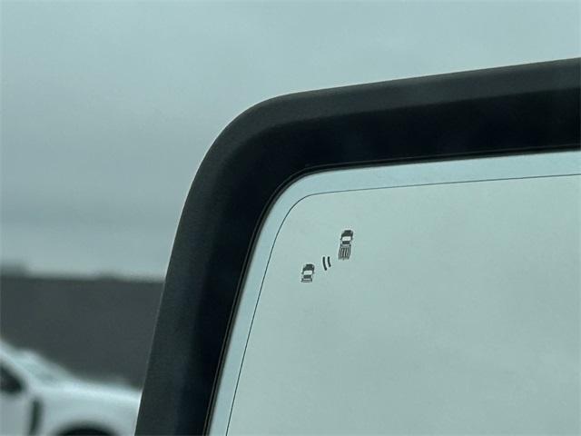 new 2025 Ford F-150 Lightning car