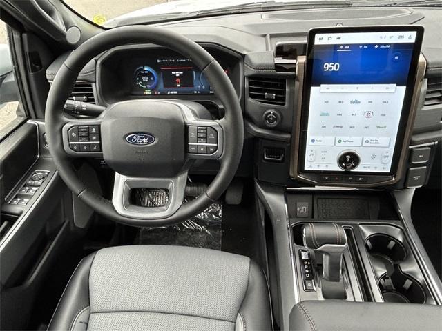 new 2025 Ford F-150 Lightning car