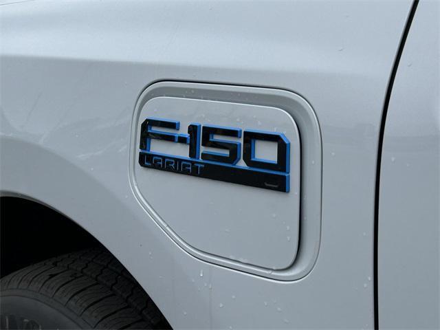 new 2025 Ford F-150 Lightning car