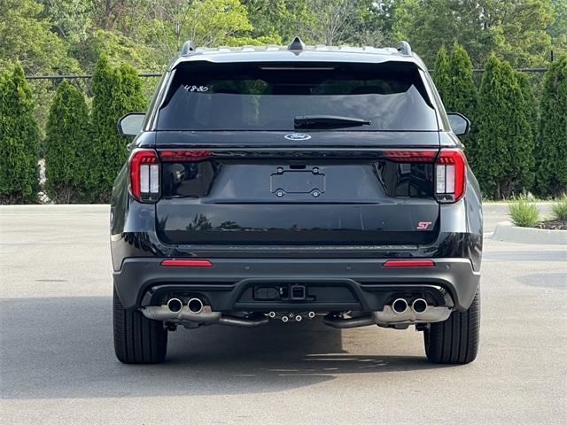 new 2025 Ford Explorer car