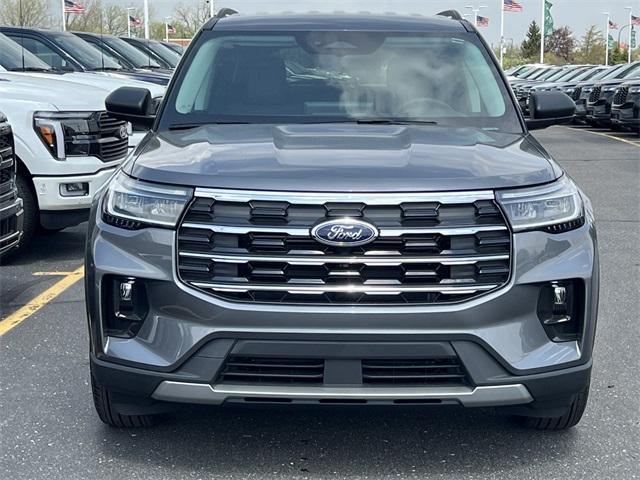 new 2025 Ford Explorer car